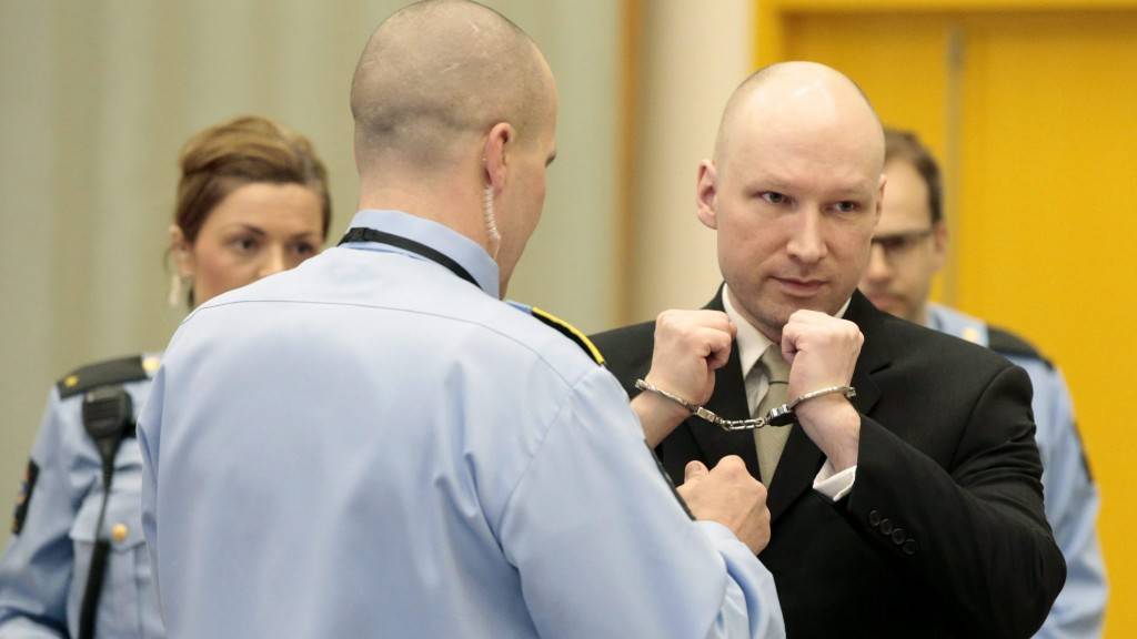 Breivik pert nyert a norvég állam ellen