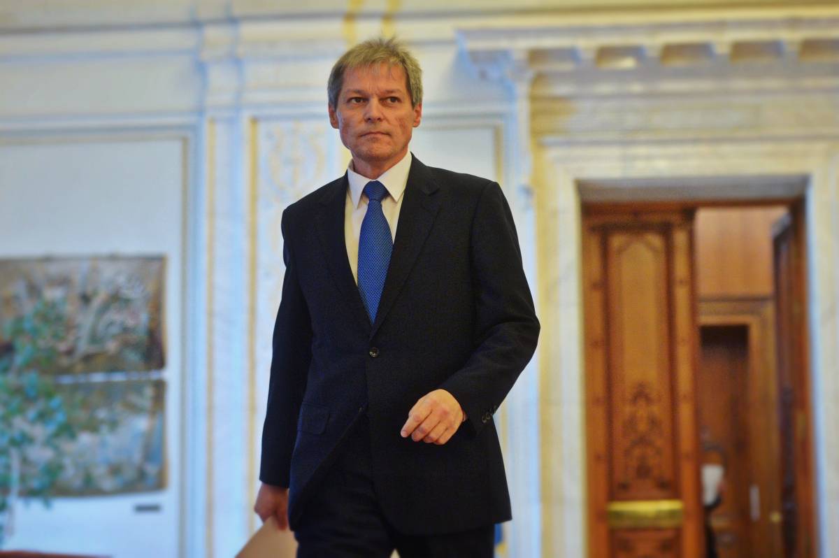 Dacian Cioloș kormányfő eddig leplezte pártszimpátiáit