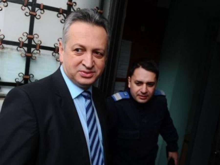 Feltételesen szabadlábra helyezték Relu Fenechiu volt minisztert