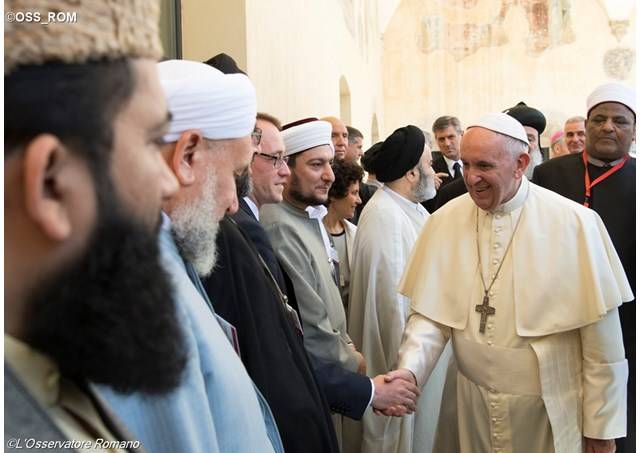 A békéért imádkoztak Assisiben a világvallások vezetői