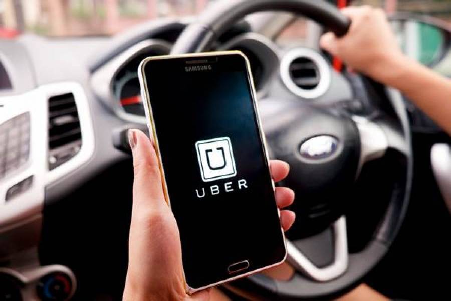 Zöld jelzést adnának az Uber-féle telekocsi-szolgáltatásoknak