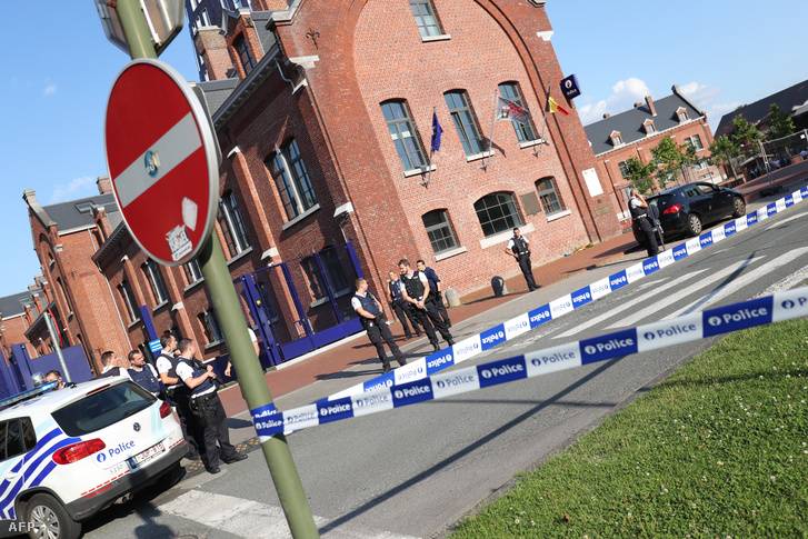 Machetés támadás Belgiumban
