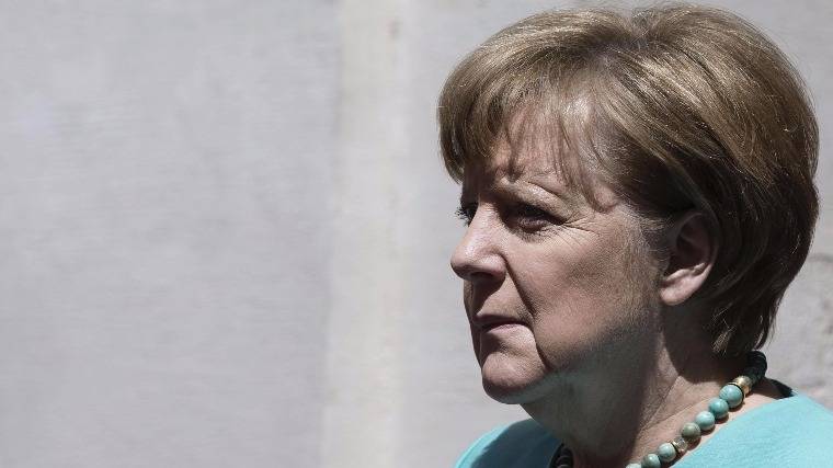 Alaposan csökkent Angela Merkel támogatottsága