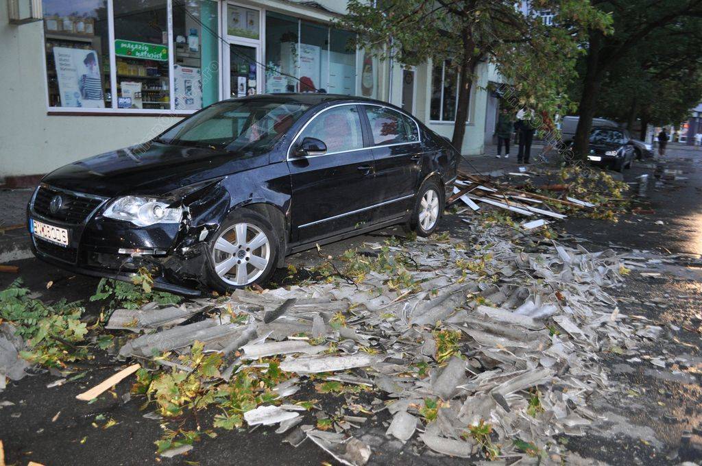 Katasztrófavédelmi mérleg: 212 települést sújtott a vihar