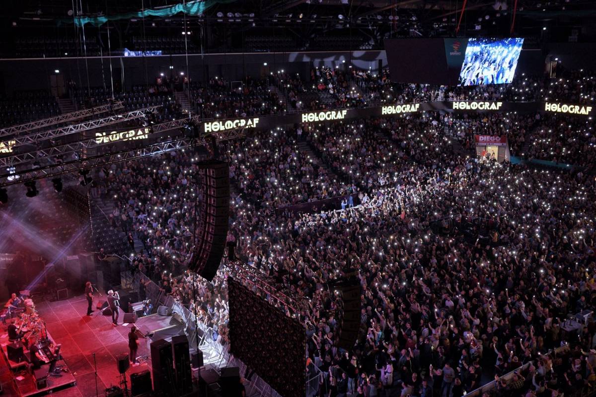 Rockrajongók egyesülése: nagy érdeklődés övezte a kolozsvári rockkoncerteket