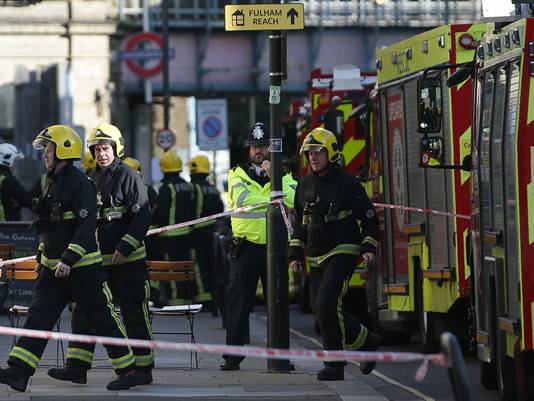 Terrorcselekménynek minősítették a hatóságok a londoni metróban történt robbanást