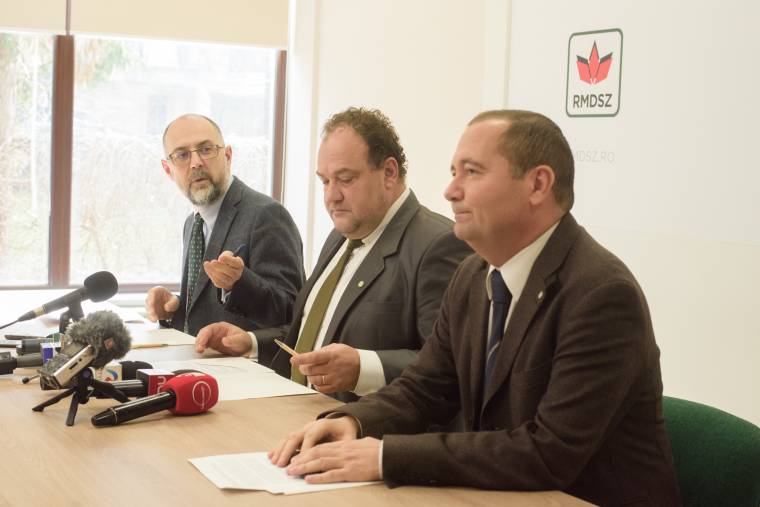 Felhígította az RMDSZ a hárompárti autonómiamegállapodást