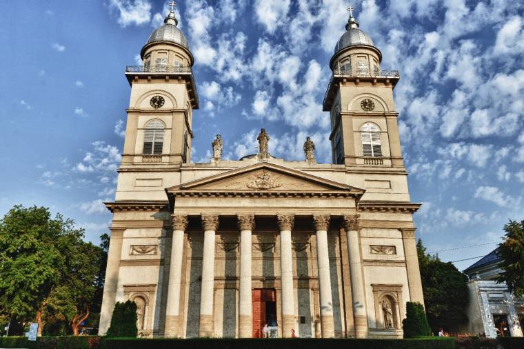 Uniós pénzből újul meg 17 belső- és észak-erdélyi templom és kastély