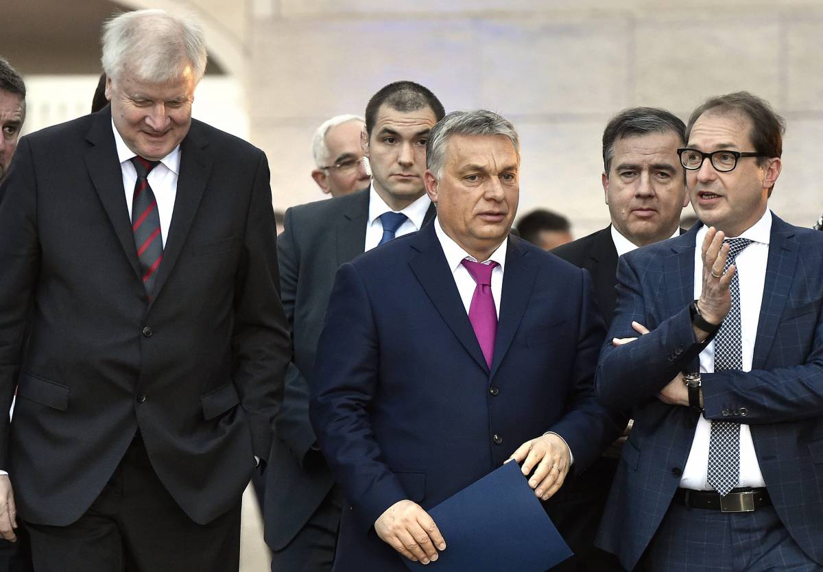 Orbán: 2018 a népakarat helyreállításának éve lesz Európában