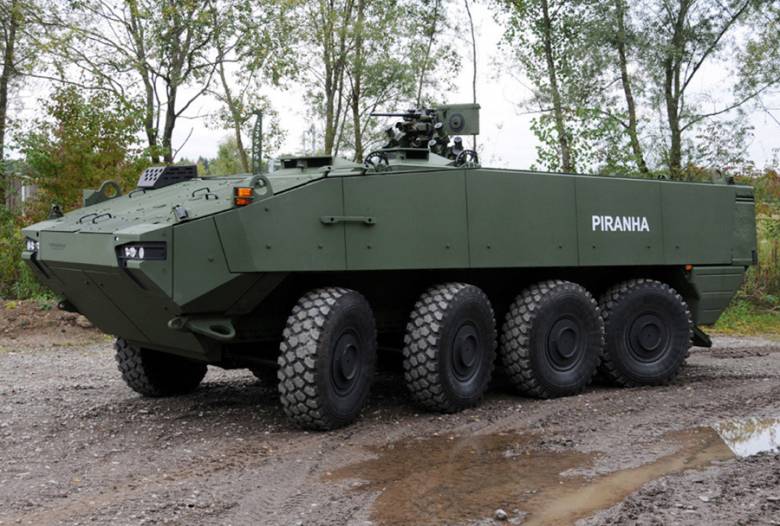 Romániai cég gyárthatja le több mint százmillió dollárért a román hadsereg Piranha csapatszállító páncélosait