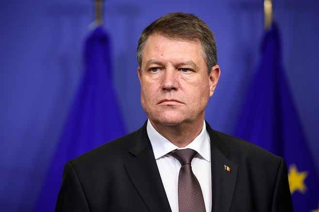 Az állam „újraindítására” van szükség Romániában – Johannis szerint a kormány inkompetenciája vezetett a caracali tragédiához