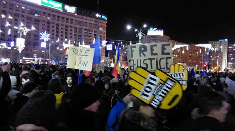 Mihai Tudose igent mondott a kormányellenes tüntetők párbeszédre történő felhívására