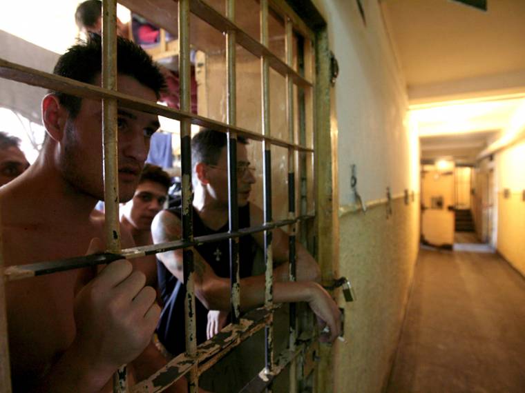 Lerövidül a foglyok büntetése a rossz börtönkörülmények miatt