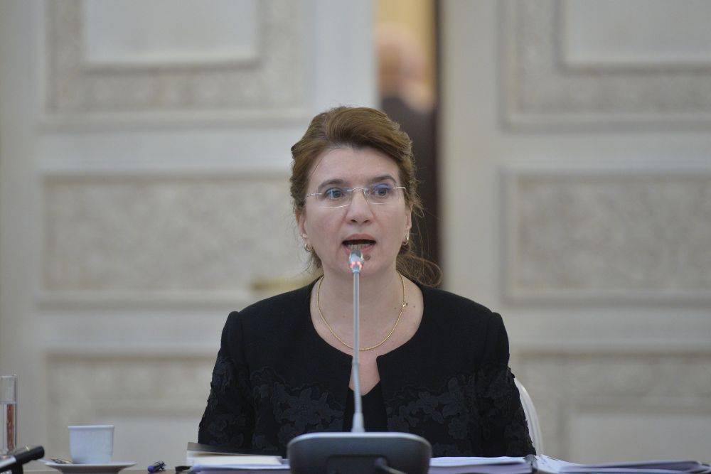 Külhoni románok: pontosította korábbi nyilatkozatát a miniszter