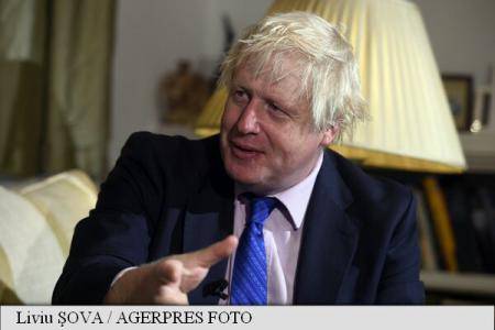 Brit külügyminiszter: bolondok lennénk, ha engednénk hazamenni a romániai vendégmunkásokat