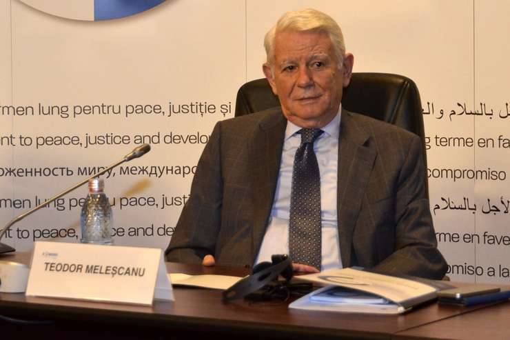 Alkotmányellenes volt a kinevezése, búcsúzhat tisztségétől Meleşcanu