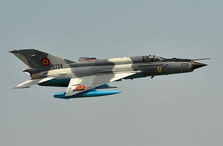 Lezuhant egy MiG vadászgép Konstanca megyében, a pilóta katapultált