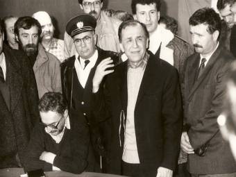 Ismét vádat emelnek a legfelsőbb bíróságon az 1989-es forradalom ügyében