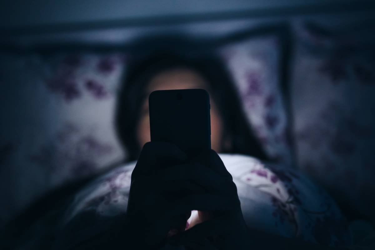 Minden ötödik fiatal rosszul alszik a közösségi média miatt
