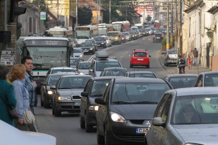 Szenzorokkal könnyítenék a parkolást Kolozsváron
