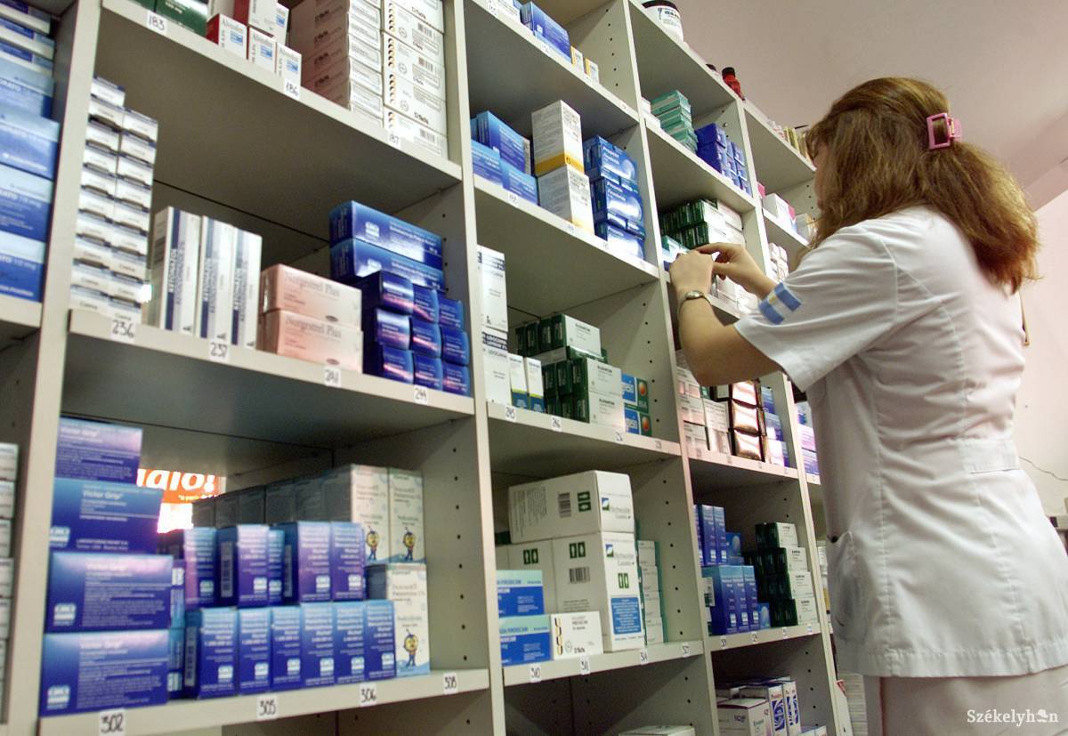 Továbbra sem exportálhatnak orvosságot a gyógyszertárak