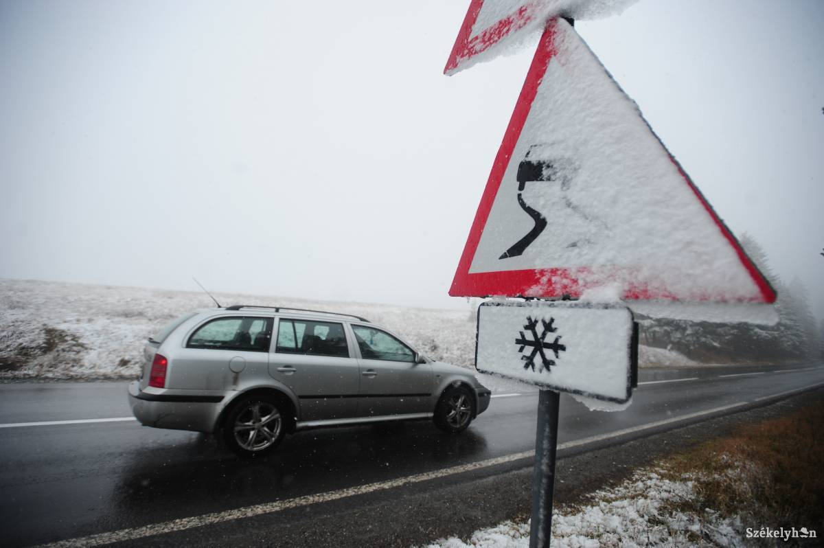 Készenlétben a hatóságok a hegyvidéken várható hóviharok miatt