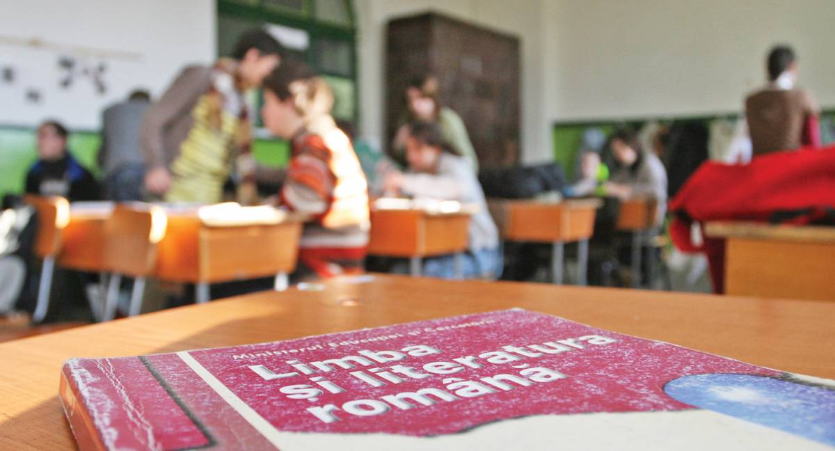 Rossz alternatíva: elégedetlenek a szülők az egyik speciális ötödikes román tankönyvvel