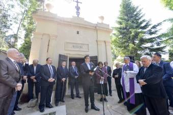 Átadták a felújított Biasini-kriptát Kolozsváron