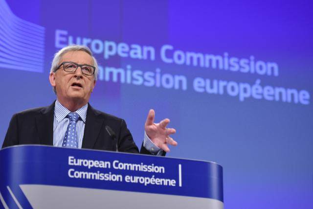 Juncker: Madrid nem sért jogállamiságot a letartóztatásokkal