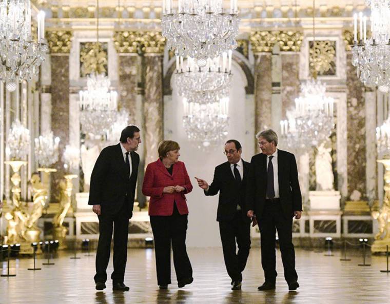 Többsebességes Európát akar a „négy nagy”