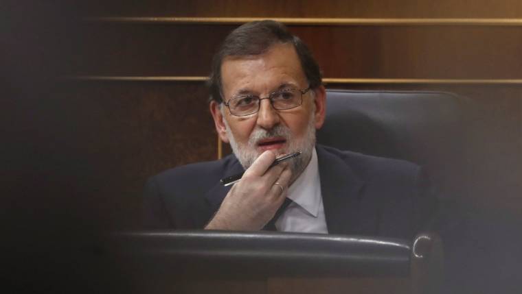 Végső ultimátum Katalóniának: Madrid csütörtökön felfüggesztheti az autonómiát