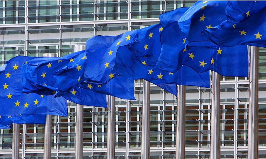 Két hónapos türelmi időt szabott Romániának az Európai Bizottság, hogy pótolja mulasztásait