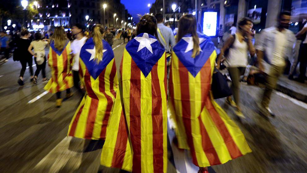 Katalónia napokon belül kikiáltja függetlenségét