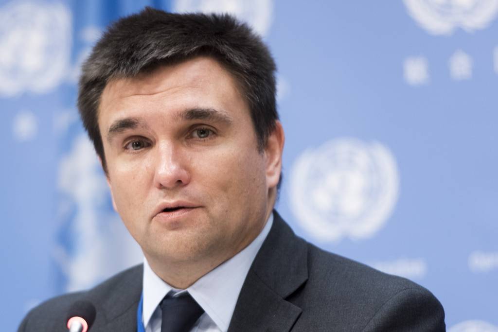 Budapesten magyarázkodna az ukrán külügyminiszter
