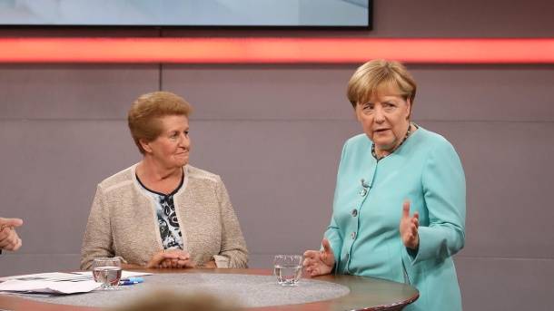 Merkel: szigorúbban kell ellenőrizni a bevándorlókat