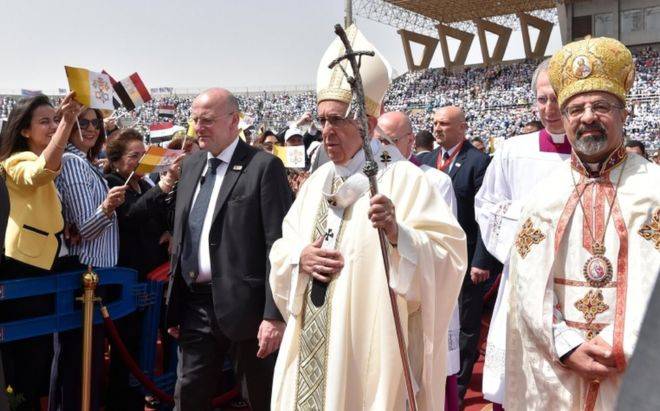 Összefogást ajánlott a pápa a muzulmánoknak a vallási erőszak ellen