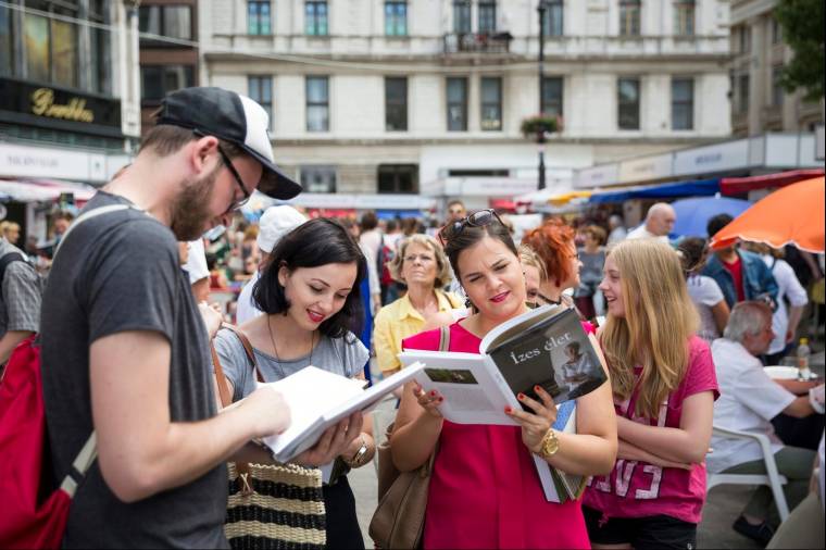 Sokhangú létköltészet, várostörténet – Erdélyiek a budapesti Ünnepi Könyvhéten