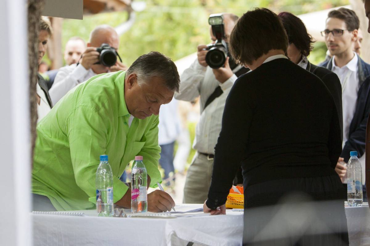 Orbán a választások tétjét ismertette a kötcsei polgári pikniken