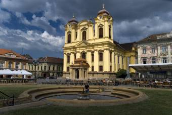 Uniós pénzből újul meg a temesvári katolikus székesegyház