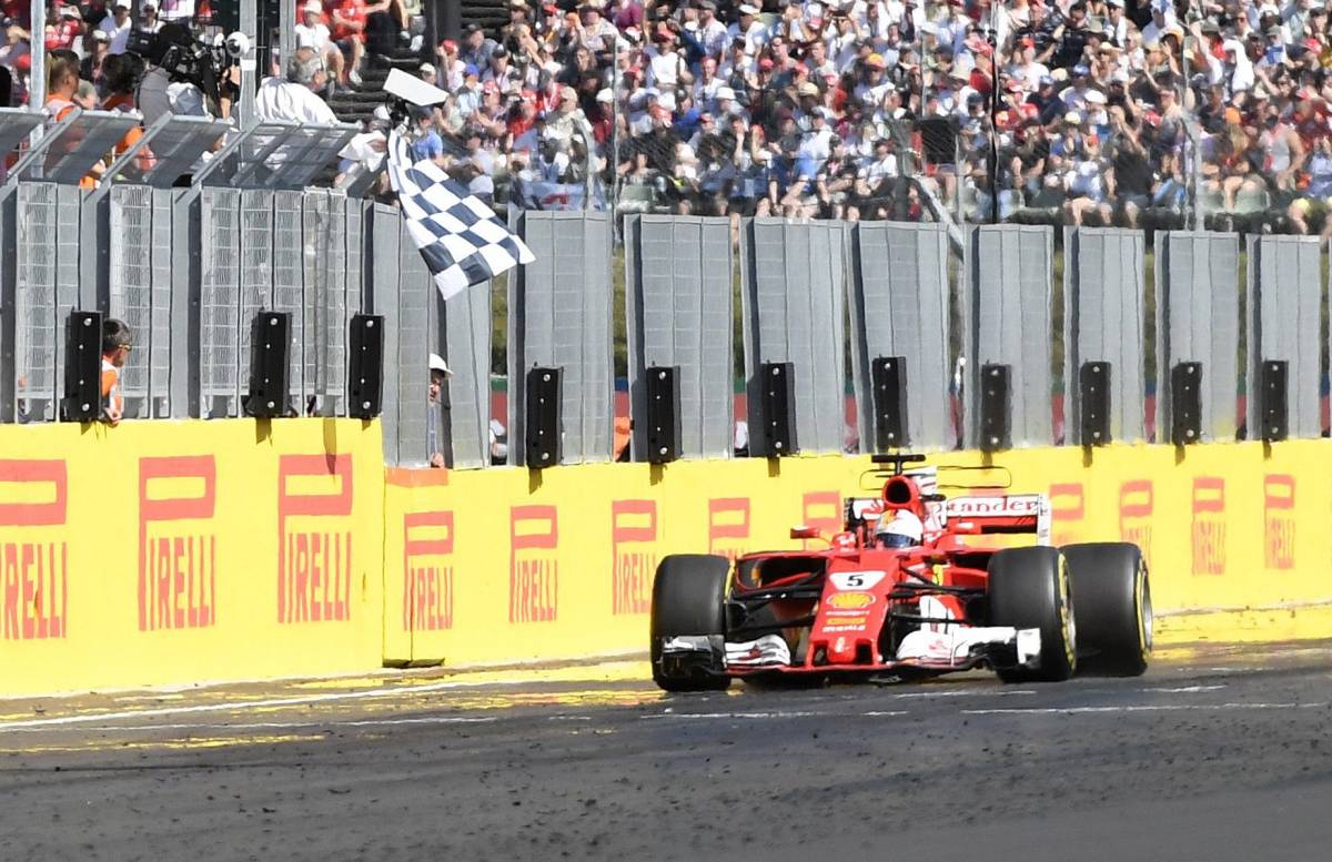 Magyar Nagydíj: Vettel nyert és növelte az előnyét összetettben