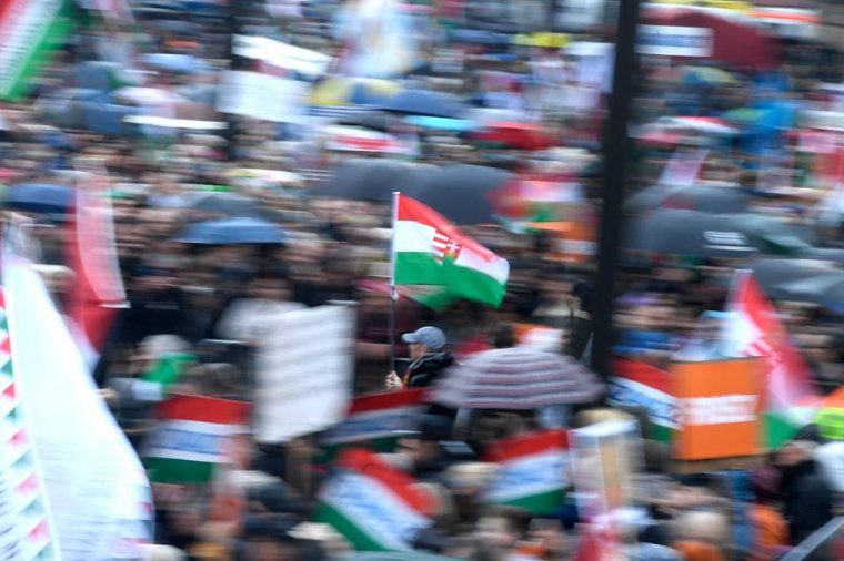 Orbán Viktor üzenete a világ magyarságának: március 15-én egy ütemre dobban a szívünk