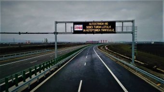 Átadták a forgalomnak a szászsebesi autópálya-csomópont két leágazását