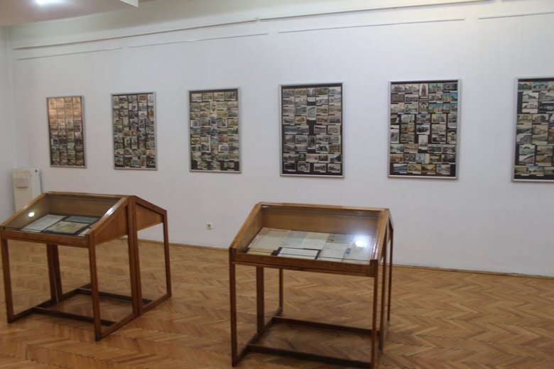 A kincses város története képeslapokon: Andrei Klein páratlan gyűjteményéből nyílt kiállítás Kolozsváron