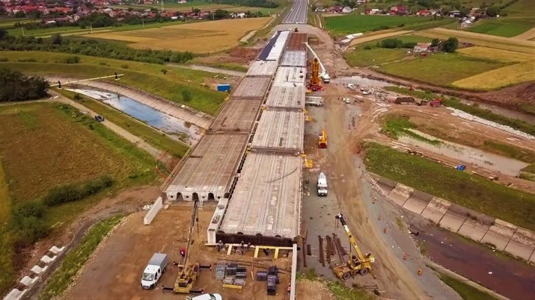 Bezárhat az „autópálya-múzeum” – a hónap végén csaknem 10 kilométerrel bővülhet az észak-erdélyi sztráda