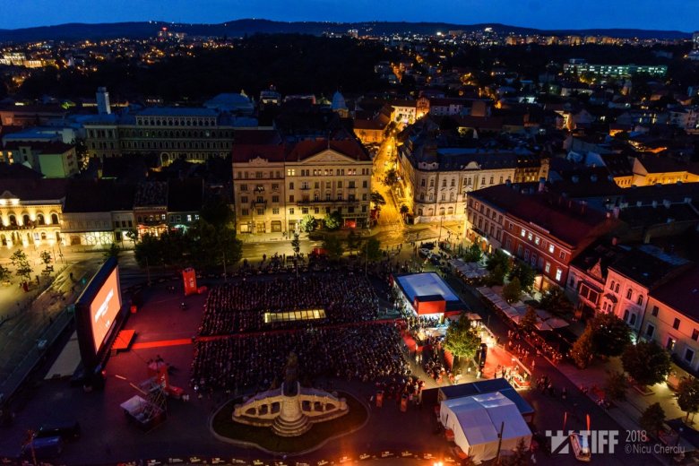 Elkezdődött a „kihívások fesztiválja” Kolozsváron – Doina Corneáról is megemlékeztek a TIFF megnyitóján
