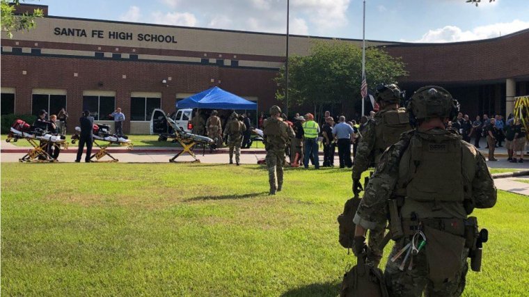 Több halálos áldozata van a texasi iskolai lövöldözésnek