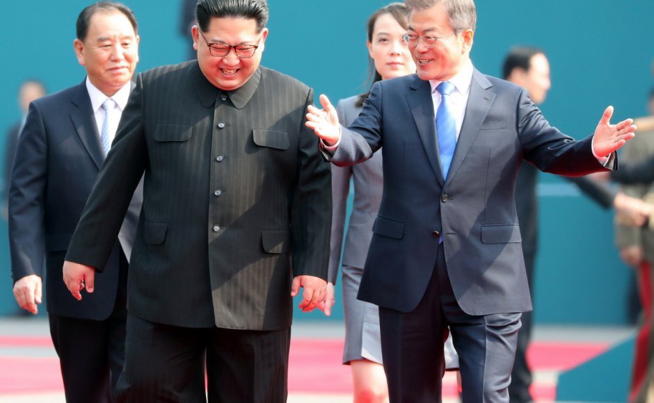 Új lap a két Korea történelmében: megtörtént a történelmi csúcstalálkozó