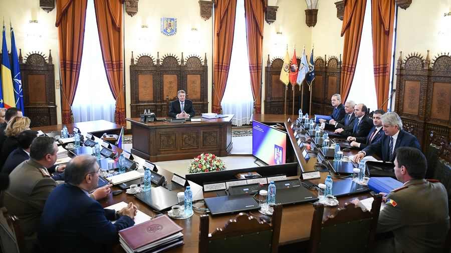 Felfüggesztette a Legfelsőbb Védelmi Tanács ülését Klaus Johannis államfő
