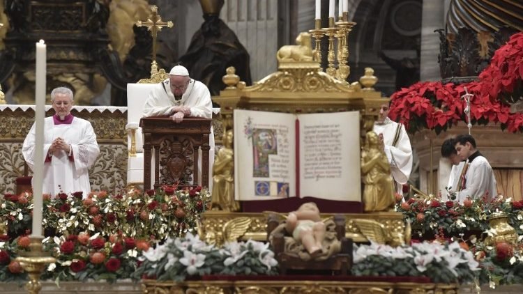 A Romániába készülő Ferenc pápa szerint a karácsony üzenetét csak akkor érthetjük meg, ha Isten és embertársaink elébe megyünk