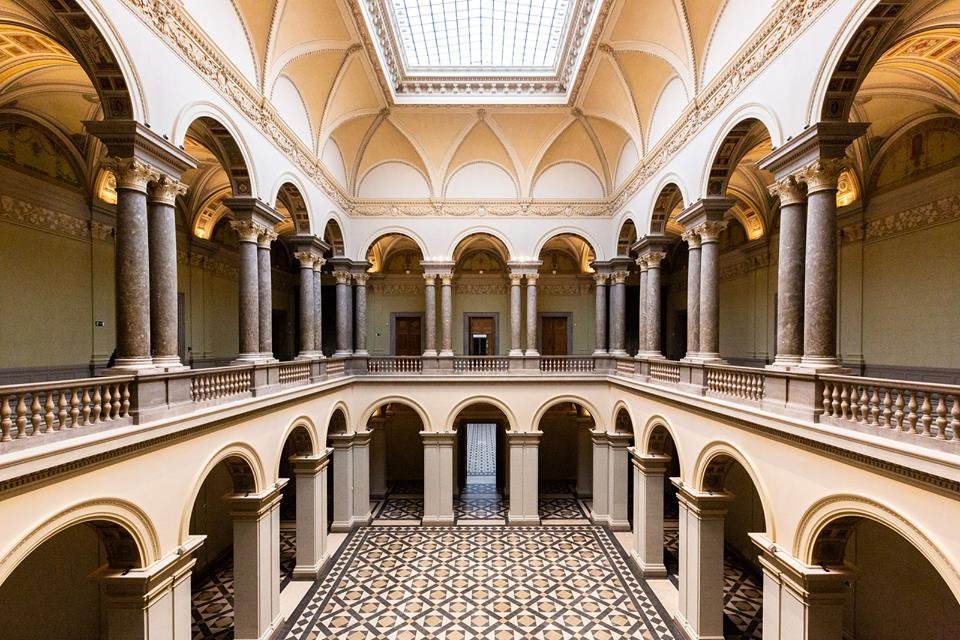 A több mint három évig tartó felújítási munkálatok után szerdától ismét látogatható  budapesti Szépművészeti Múzeum